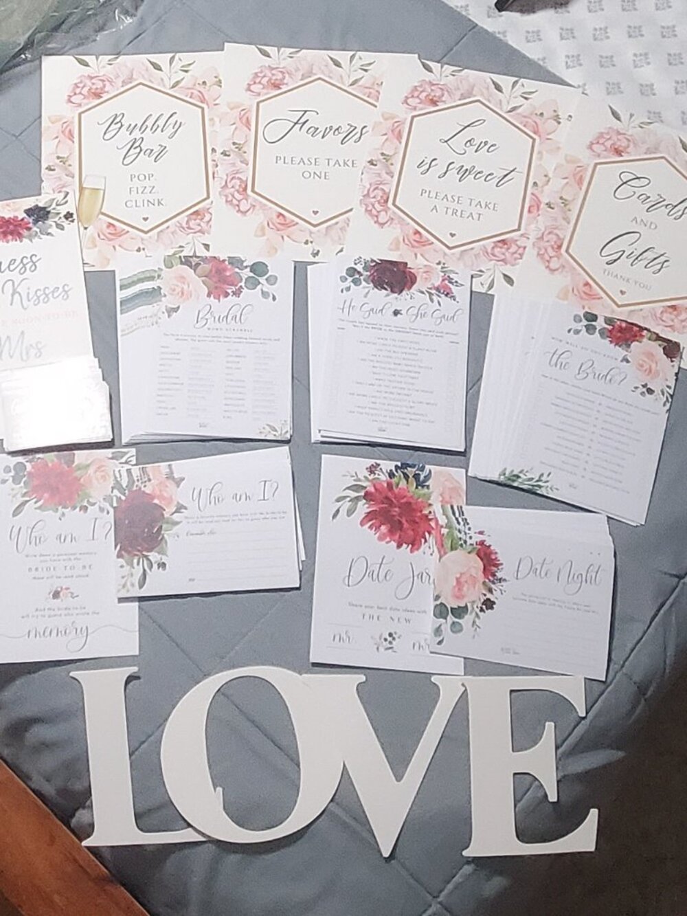 Bridal shower party decor👰♀️🤵♂️for at least 40 people-in a bag! New/unused!